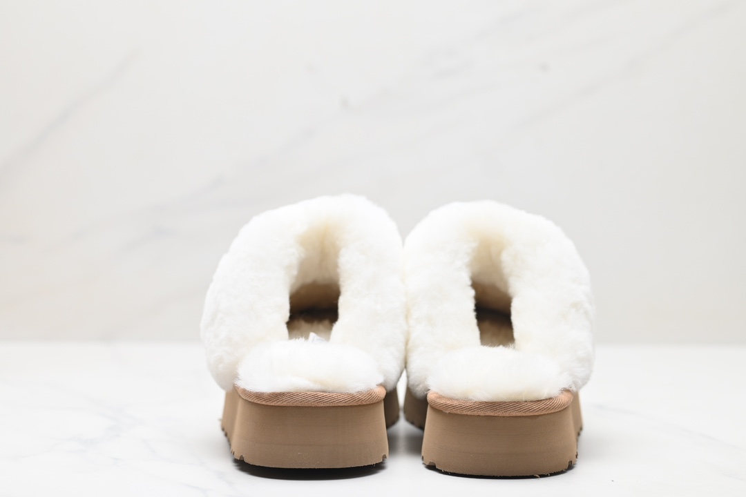 Ugg Sandals